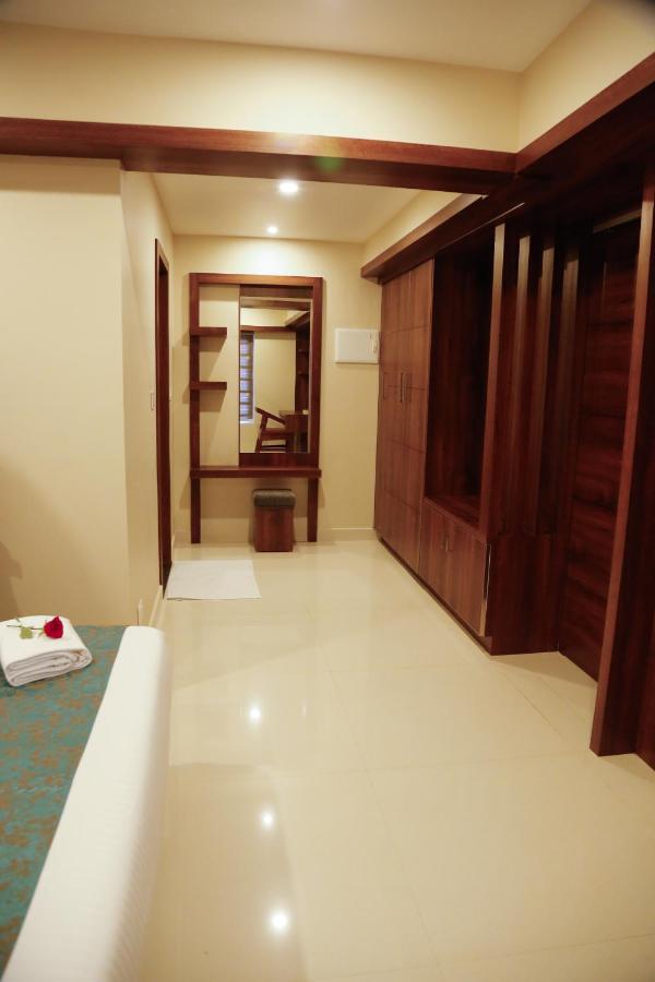 Hotel Crystals Cove Thekkady Exteriör bild